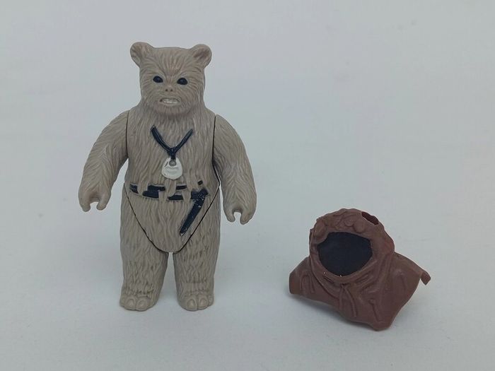 Vintage Kenner Star Wars Chief Chirpa & Hood