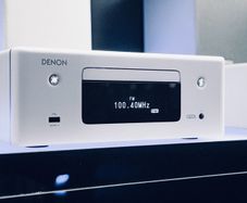 Denon RCD-N10 Network CD Receiver White Hi-Res Audio Amplifier White