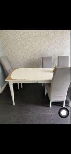 Kitchen/ dining clear out