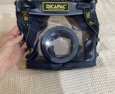 Dicapac waterproof camera case