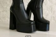 Black Chameleon Waterproof Ultra High Platform  Ankle Boots, size 40