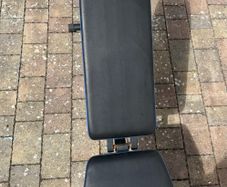 Pro fitness bench