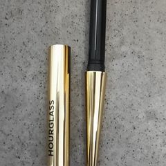 Houglass Refillable Lipstick (red). Shade 'At Night'