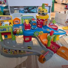 toot toot driver's garage