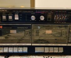 Vintage / Rare Boombox CROWN SZ-2130SL from 1983, Made in Japan.