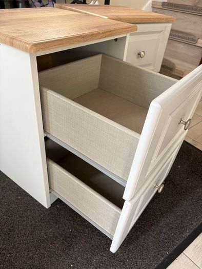 Bed side lockers