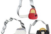 Brand New VOSSOT 3 pieces cookie cutters, stainless steel cookie cutter handbag ABC