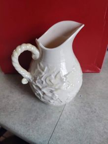 Belleek Ivy Yellow 20 oz. Pitcher