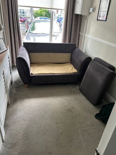 soda with pull out bed