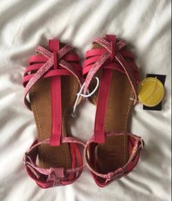 Girls sandals
