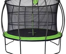 Trampoline side enclosure netting