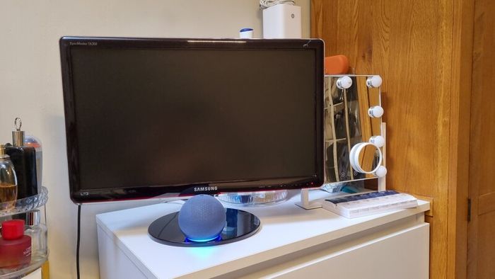 Amazon Echo Dot (5th Generation)