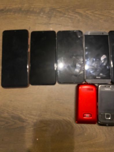 Huge lot of phones