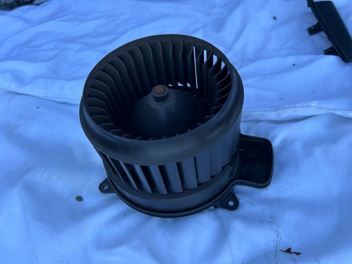 audi a6 c7 blower motor