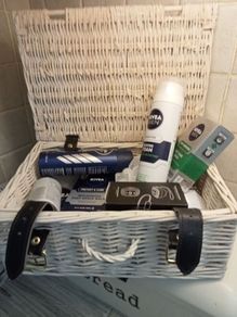 Men's toiletries