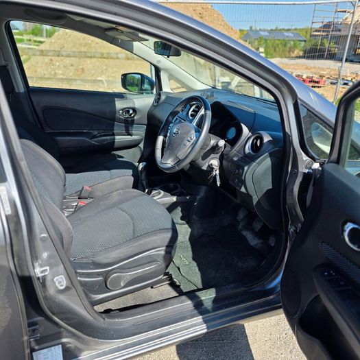 Very low milage. Nissan Note 2015