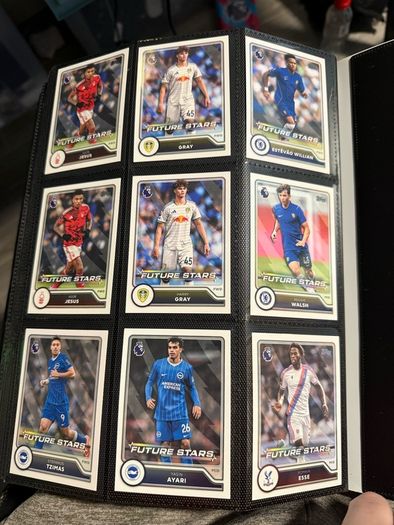 football cards + binders (offers Welcome )