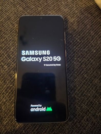 Samsung Galaxy S20 5G in excellent condition
