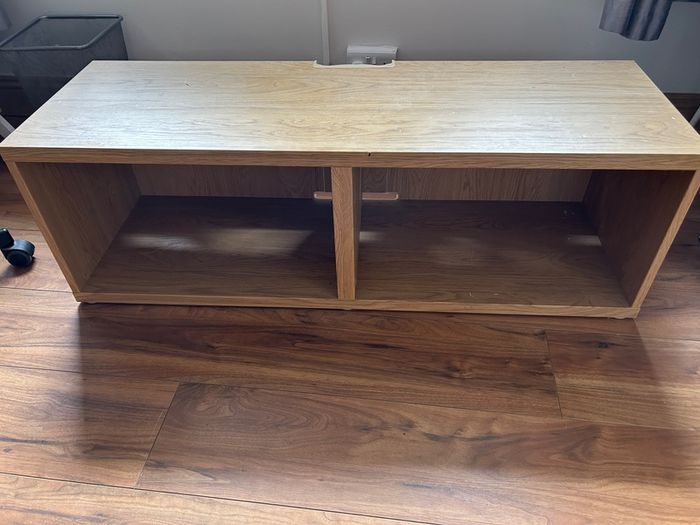Besta Tv Unit