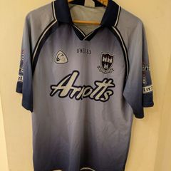 Rare Vintage Dublin 2002 Arnotts Gaa jersey