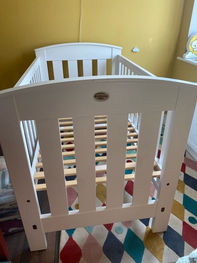 Cot & cot bed