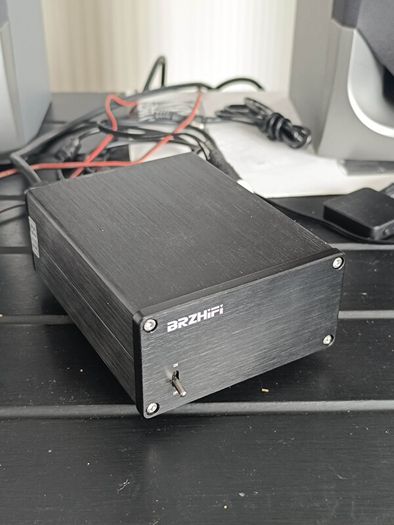 BRZHIFI Low Noise Audiophile Linear Regulated Power Supply For Audio Amplifier Hifi DAC 15W 24V