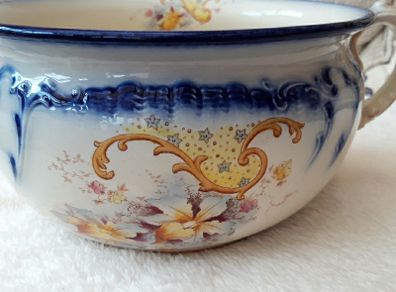 Vintage  Chamber Pot  ( W.a.a.& Co )