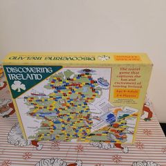 Vintage discovering ireland board game