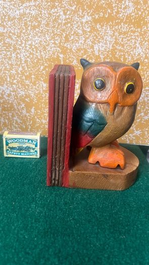 Timber Owl Book-end