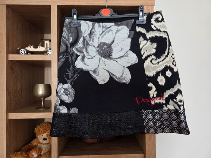 Desigual skirt