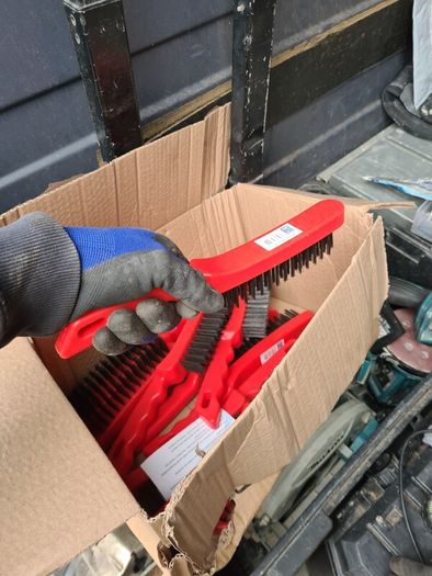 wire brush