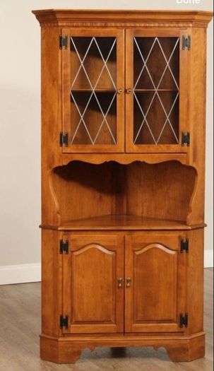 Corner Cabinet Ethan Allen Heirloom Maple Corner Cabinet