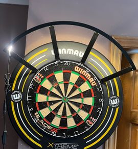 Dartboard blade 5 and winmau plasma 120