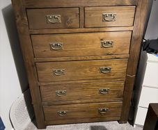 Chest of Drawers Mahogony