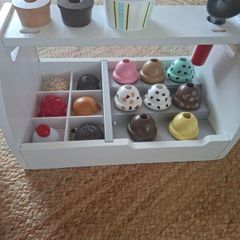 Melissa and Doug icecream shop