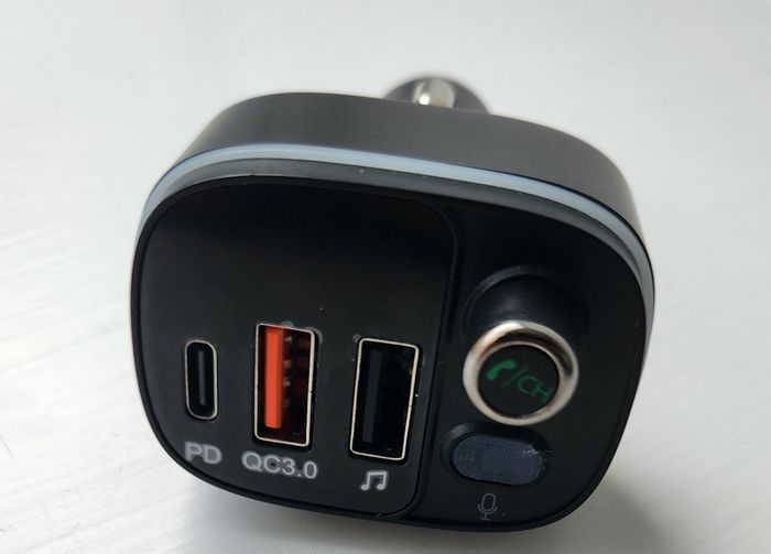 Bluetooth Adapter FM Transmitter