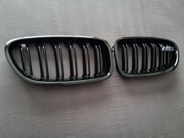 BMW 5 Series F10 F11 Kidney Grilles With M5 Badge Brand New