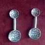 Silvery minimalist earrings Image 4