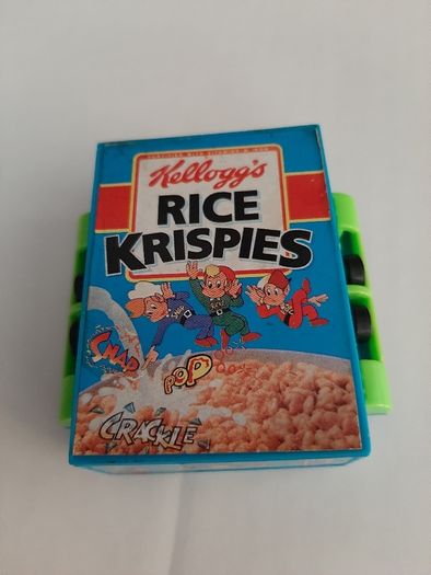 New vintage crispies transformer car