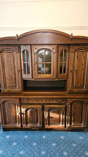 solid hardwood sideboard / cabinet