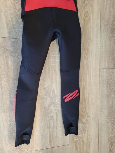2 Kids wetsuits