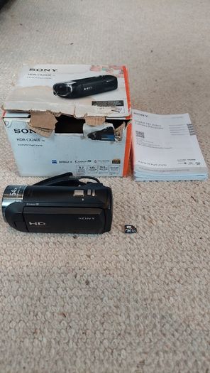 Sony HDR-CX240 HD Video Camera Camcorder