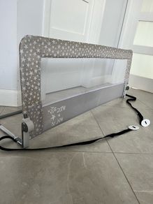 Foldable Bed rail