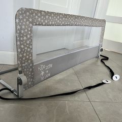 Foldable Bed rail