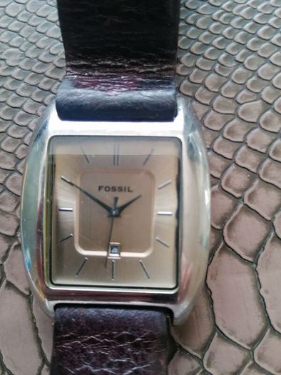 Fossil men's quartz watch