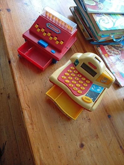 toy cash