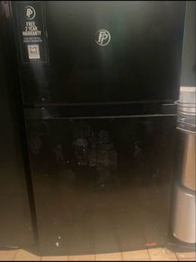 Under counter fridge freezer