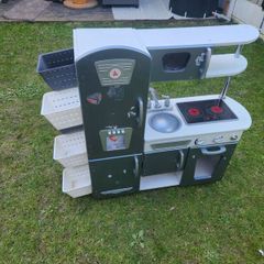 kids kitchen