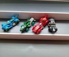 Hot Wheels Animal Cars x4