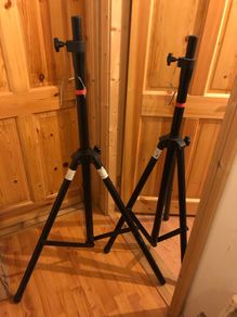 speaker stands